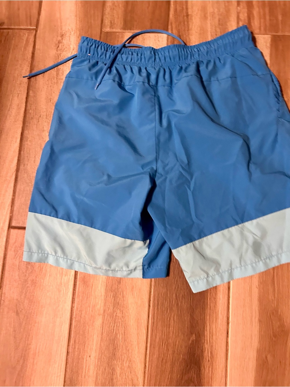 Nike Men’s Medium 2 tone Blue Dri Fit shorts w pockets - Picture 5 of 6